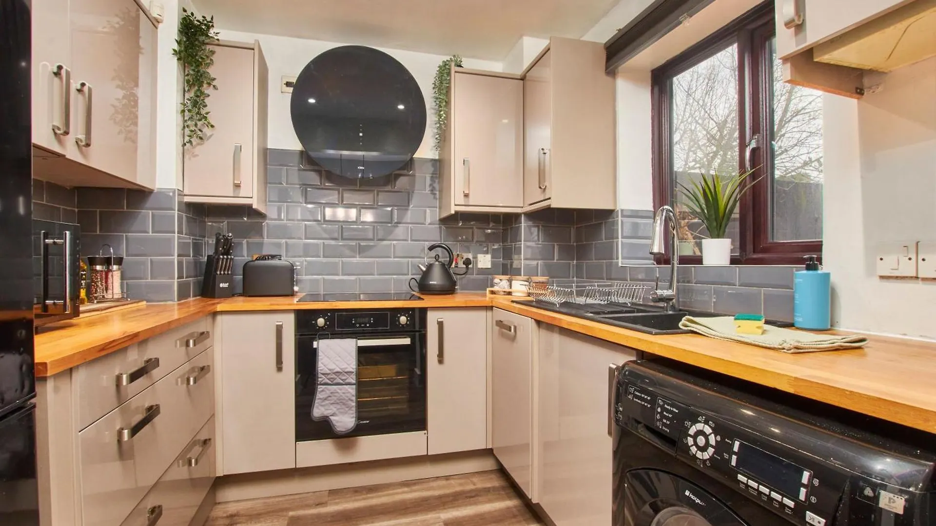 Lovely 3Br House - Free Parking - Long Stays Welcome! Manchester Apartment