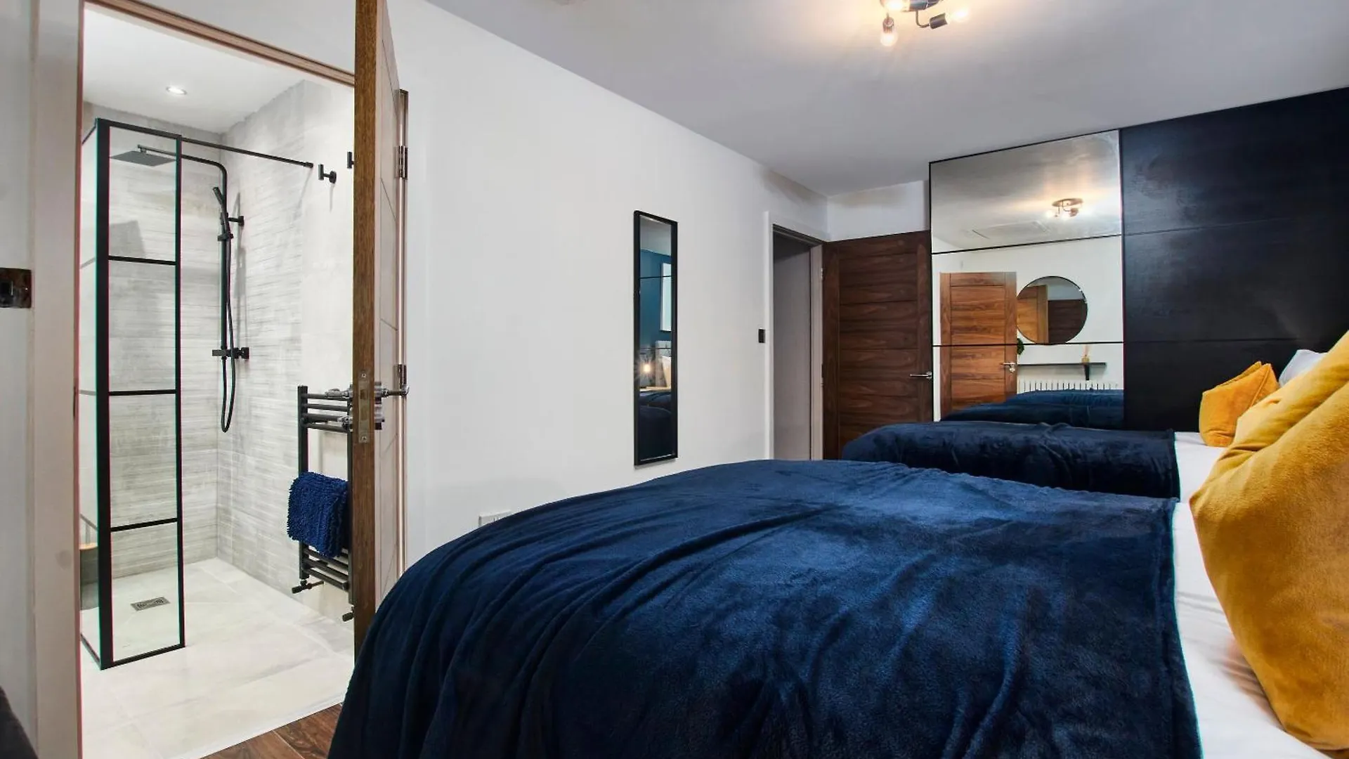 Apartment Lovely 3Br House - Free Parking - Long Stays Welcome! Manchester